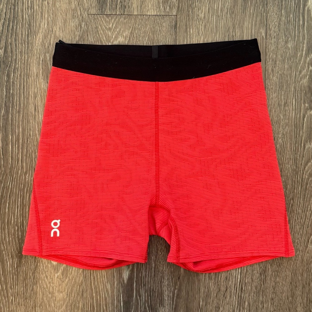 On Pace Tights Short
